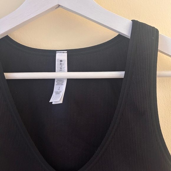 Aurora Seamless Ribbed Tank - Picture 2 of 5